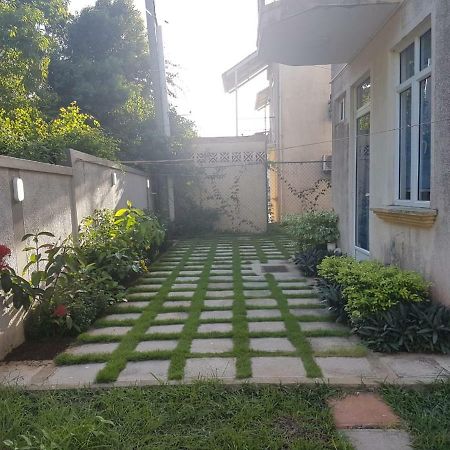 Filles Des Iles Villa Mont-Choisy Bagian luar foto