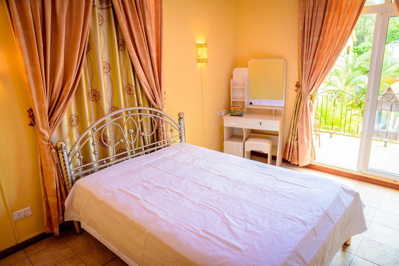 Filles Des Iles Villa Mont-Choisy Bagian luar foto