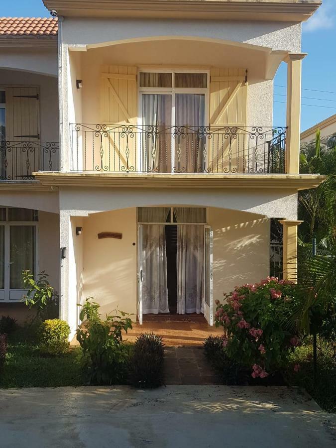 Filles Des Iles Villa Mont-Choisy Bagian luar foto